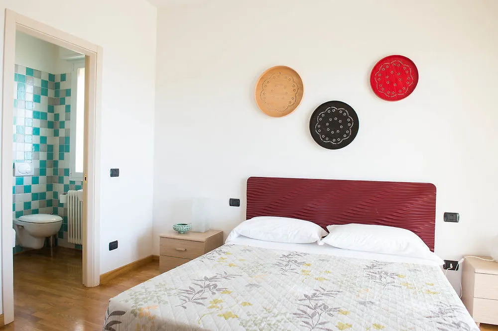 Luisella Apartments Albenga 0*,