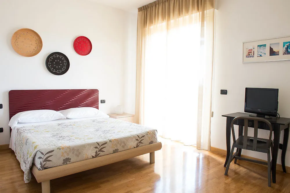 Luisella Apartments Albenga