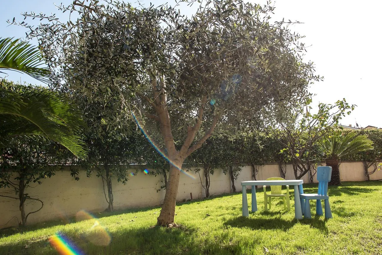 Luisella Apartments Albenga