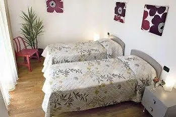 Luisella Apartments Albenga