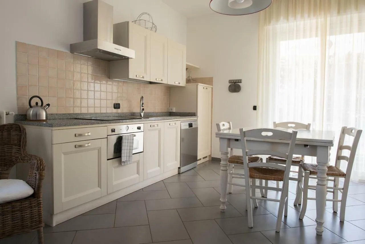 Luisella Apartments Albenga